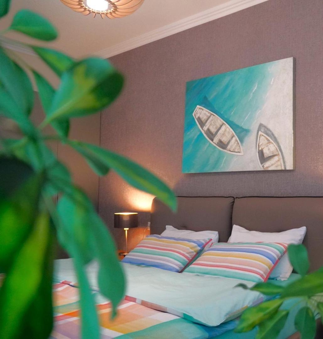 Season Suite Apart-Hotel Batoumi Extérieur photo